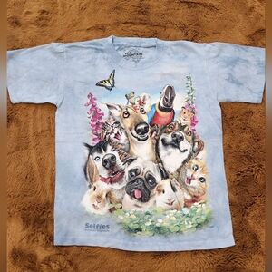 🆕️ Kids Small, The Mountan,Blue Graphic Animal Friemds T-Shirt